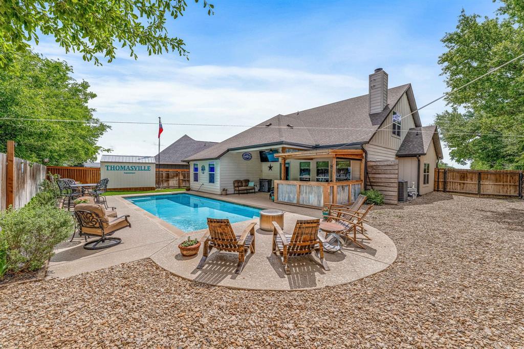 Property Photo:  242 Little Tree Court  TX 76476 