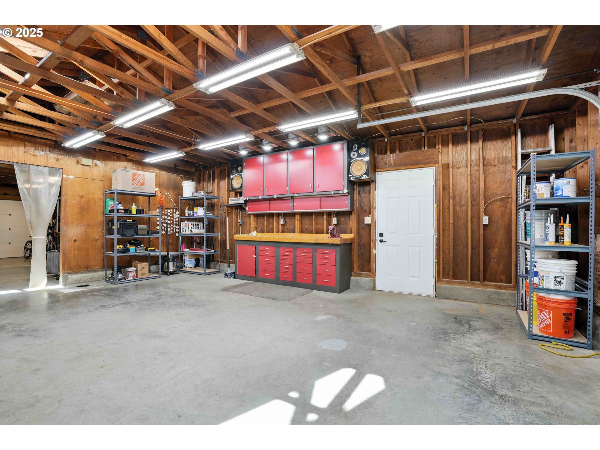 Property Photo: 3324 SE 178th Ave OR 97236