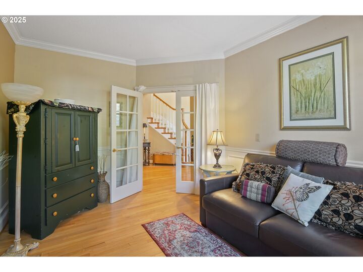 Property Photo: 13386 SW Hillshire Dr OR 97223