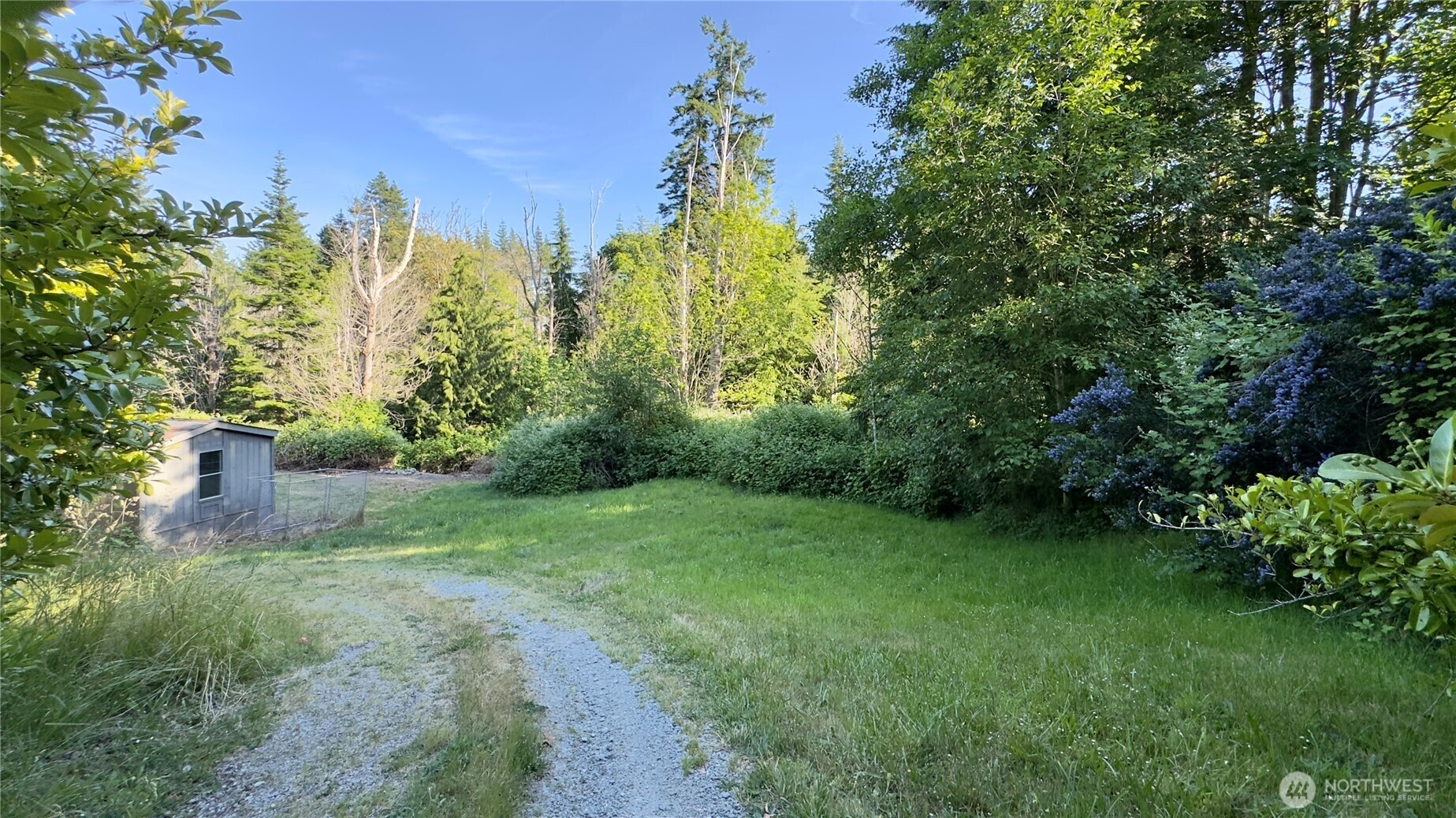 32 E Mountain View Rd  Camano Island WA 98282 photo