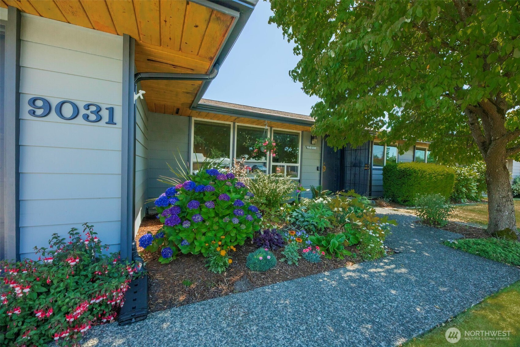 Property Photo:  9031  60th Drive NE  WA 98270 