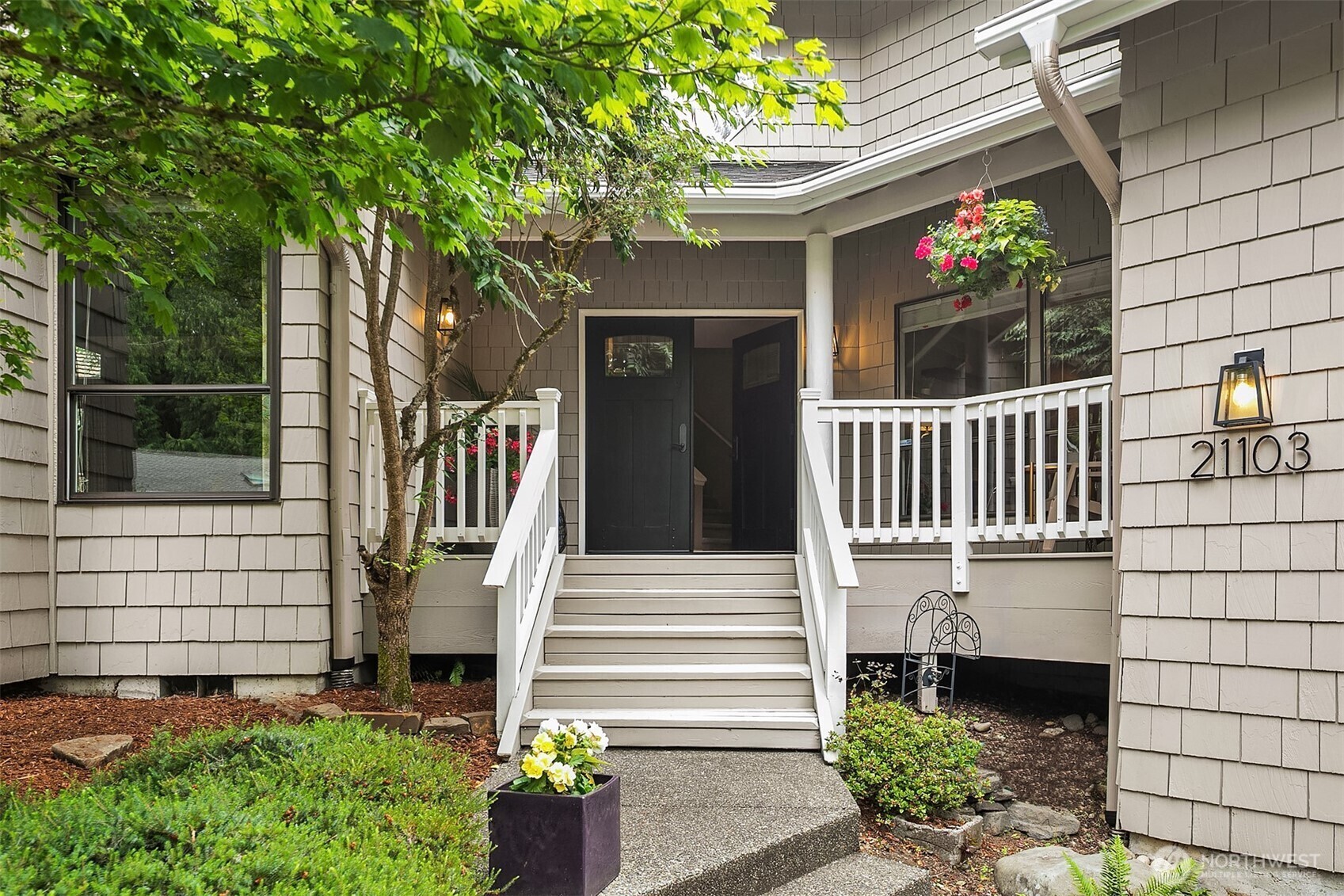 Property Photo: 21103 SE 258th Street WA 98038