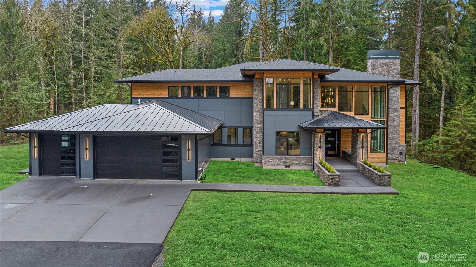 Property Photo: 29657 NE 52nd Street WA 98014