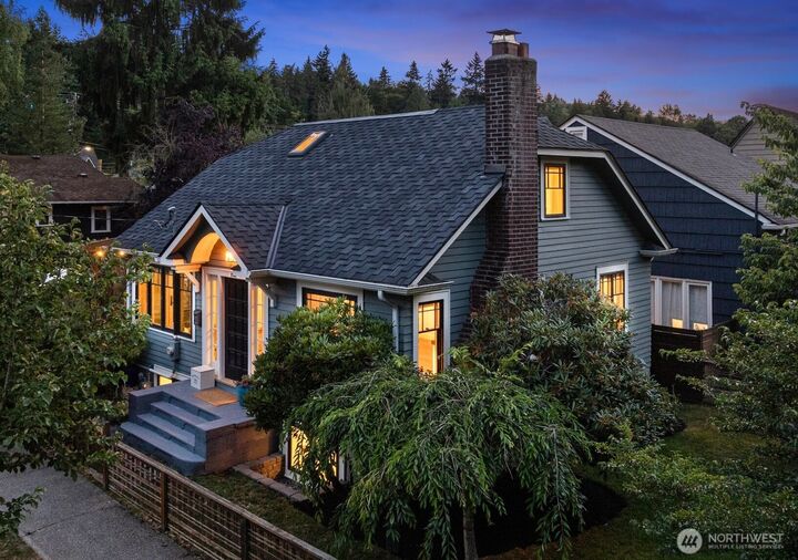 1961  22nd Avenue E  Seattle WA 98112 photo