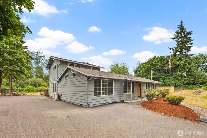 Property Photo: 36004 50th Avenue S WA 98001