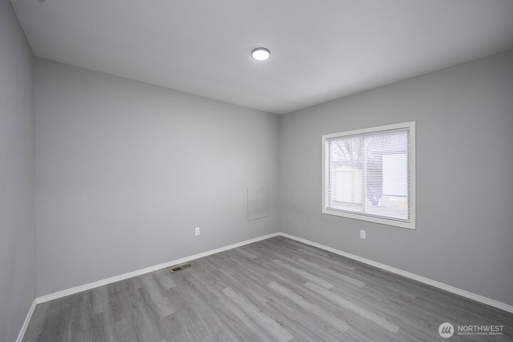 Property Photo:  4000  Longview Street NE 82  WA 98837 