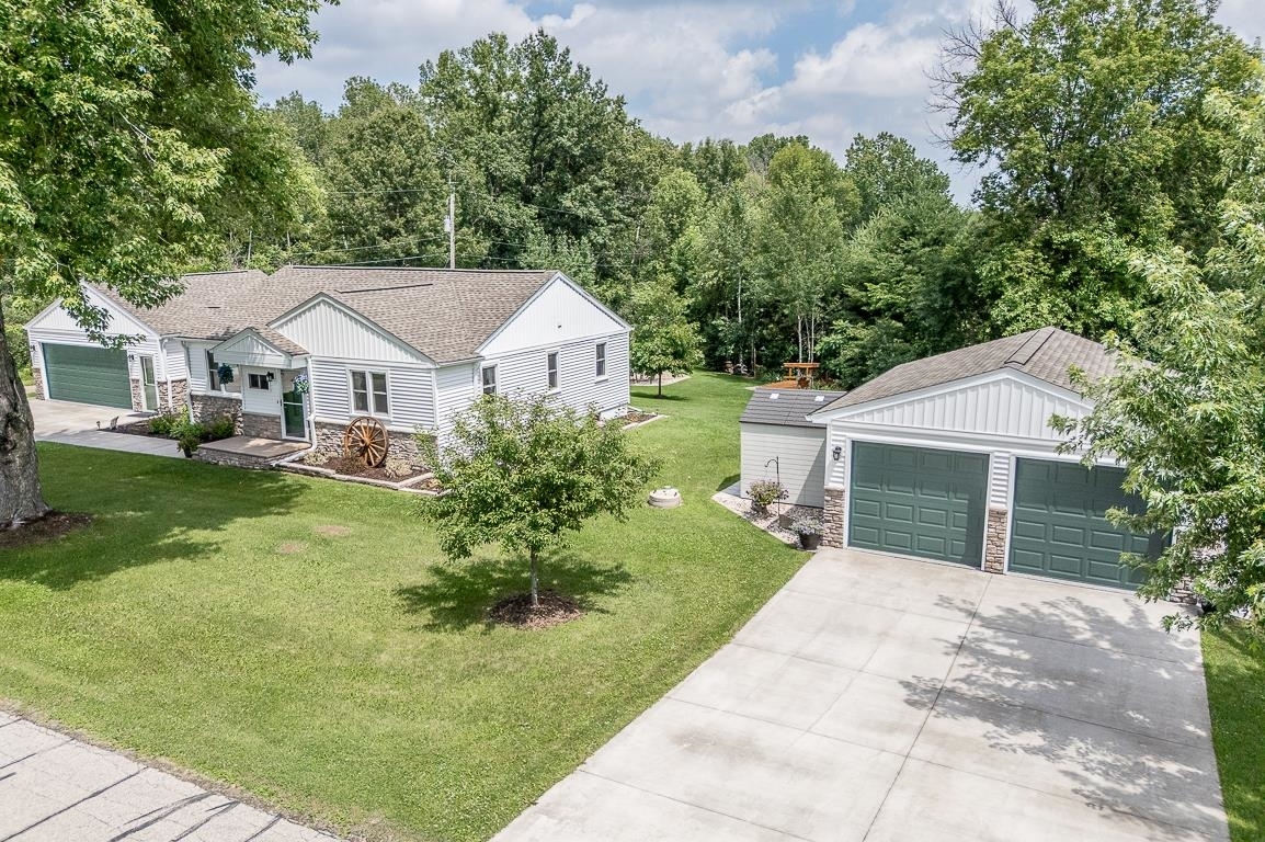 Property Photo: N2742 Givens Road WI 54944-9306