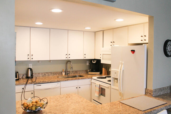 Property Photo: 1830 Embassy Drive 306 FL 33401