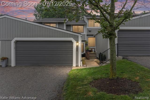 1080 Washington Circle  Northville MI 48167 photo