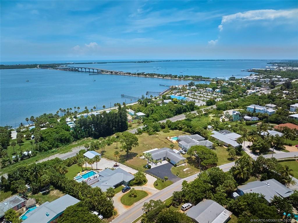 Property Photo: 4133 NE Skyline Drive FL 34957