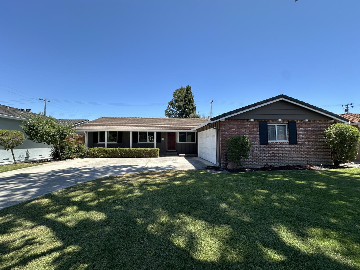 Property Photo: 467 Luther Drive CA 95051