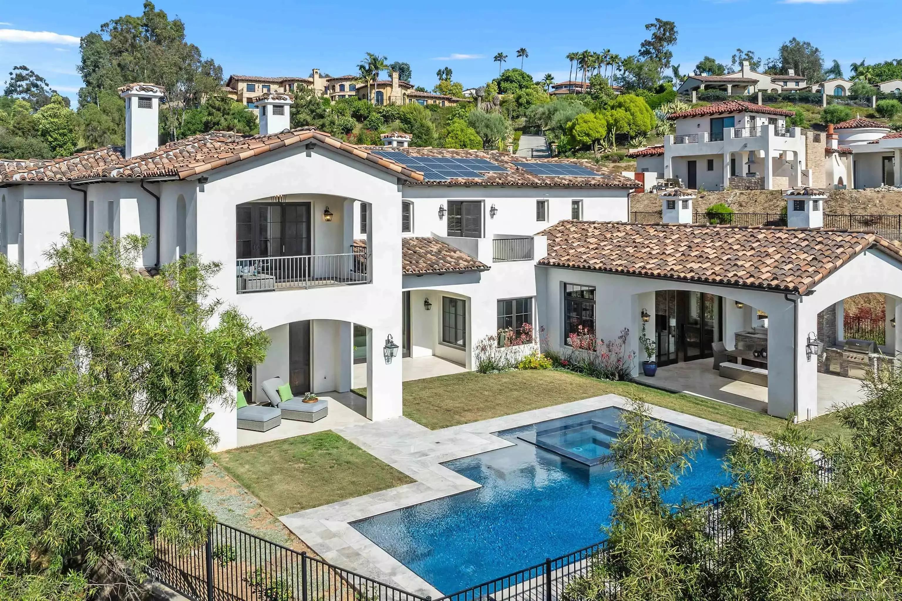 Property Photo: 7545 Top O The Morning Way CA 92127