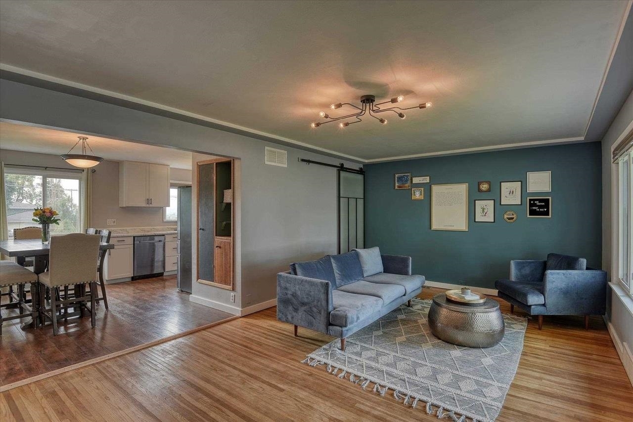 Property Photo: 223 W Glass Ave WA 99205