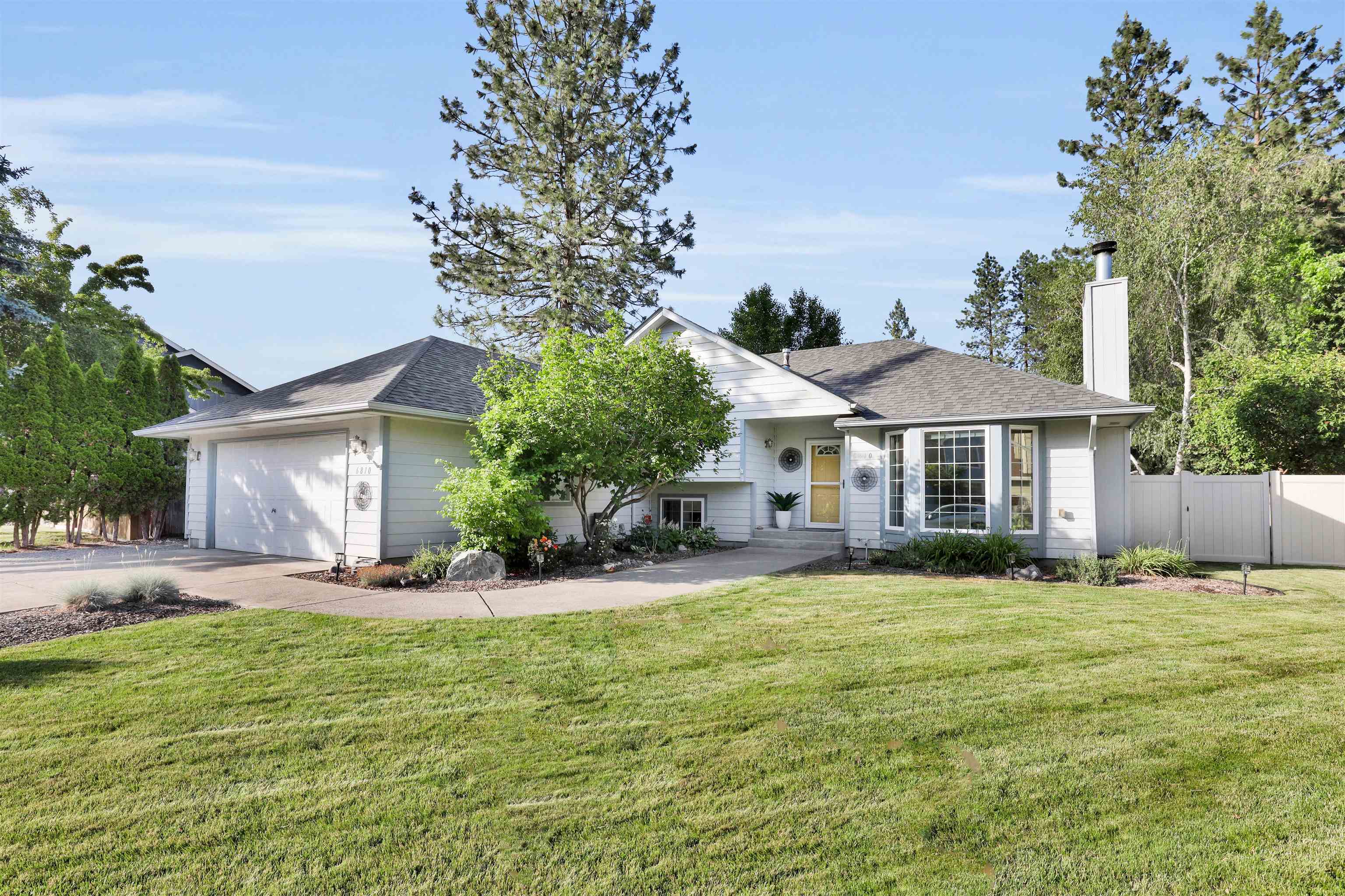 6810 N Douglass St  Spokane WA 99208 photo