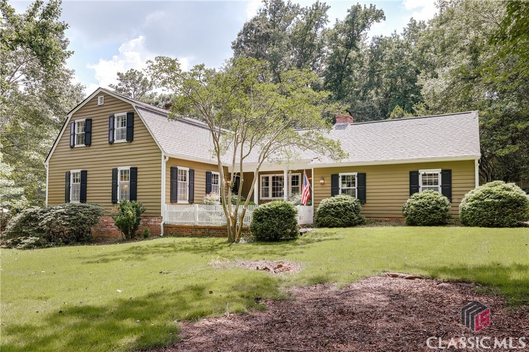 Property Photo: 235 Pendleton Drive GA 30606