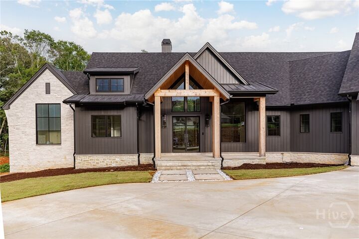 Property Photo: 123 Carlota Way GA 30643