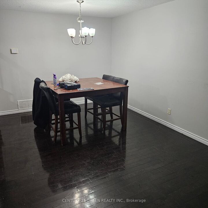 Photo de la propriété:  62 Histon Crescent  ON L6V 3R1 