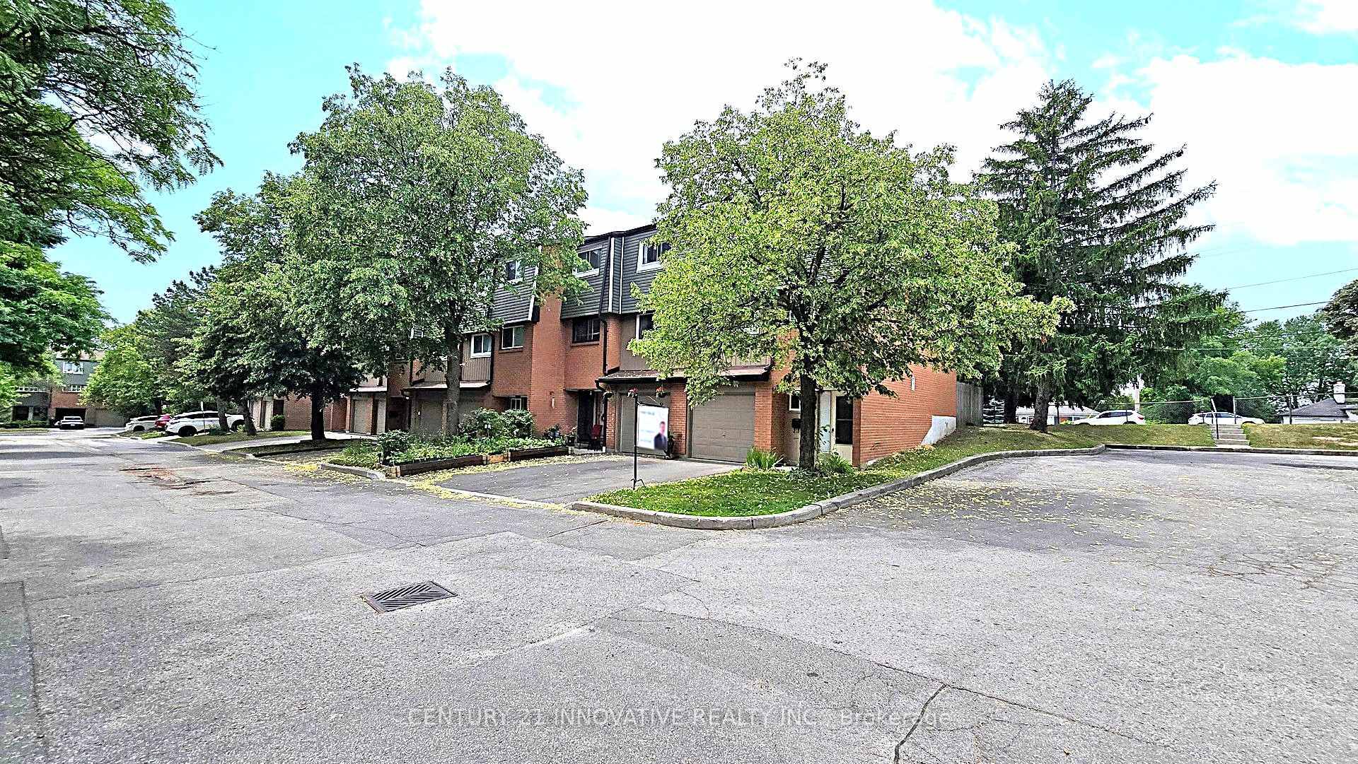 1310 Fieldlight Boulevard 28  Pickering ON L1V 2Y8 photo