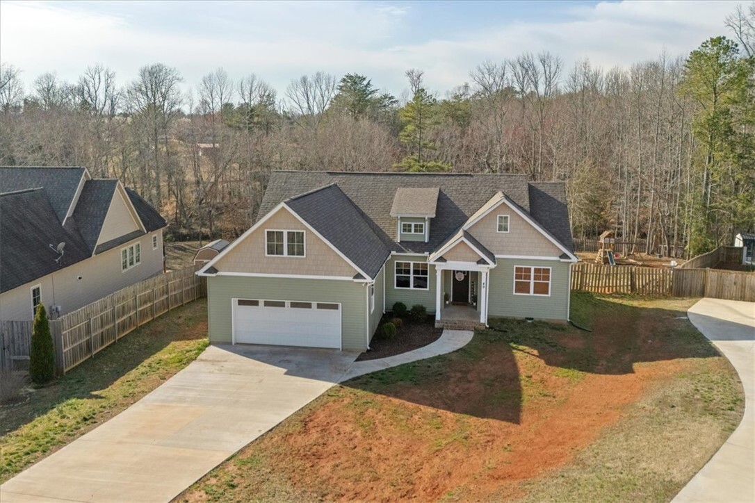 Property Photo: 49 Puckett Mill Way SC 29630
