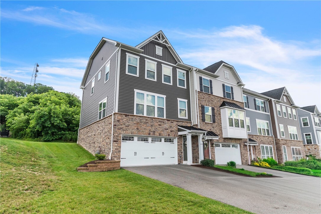 Property Photo: 518 Florida Blvd PA 16066