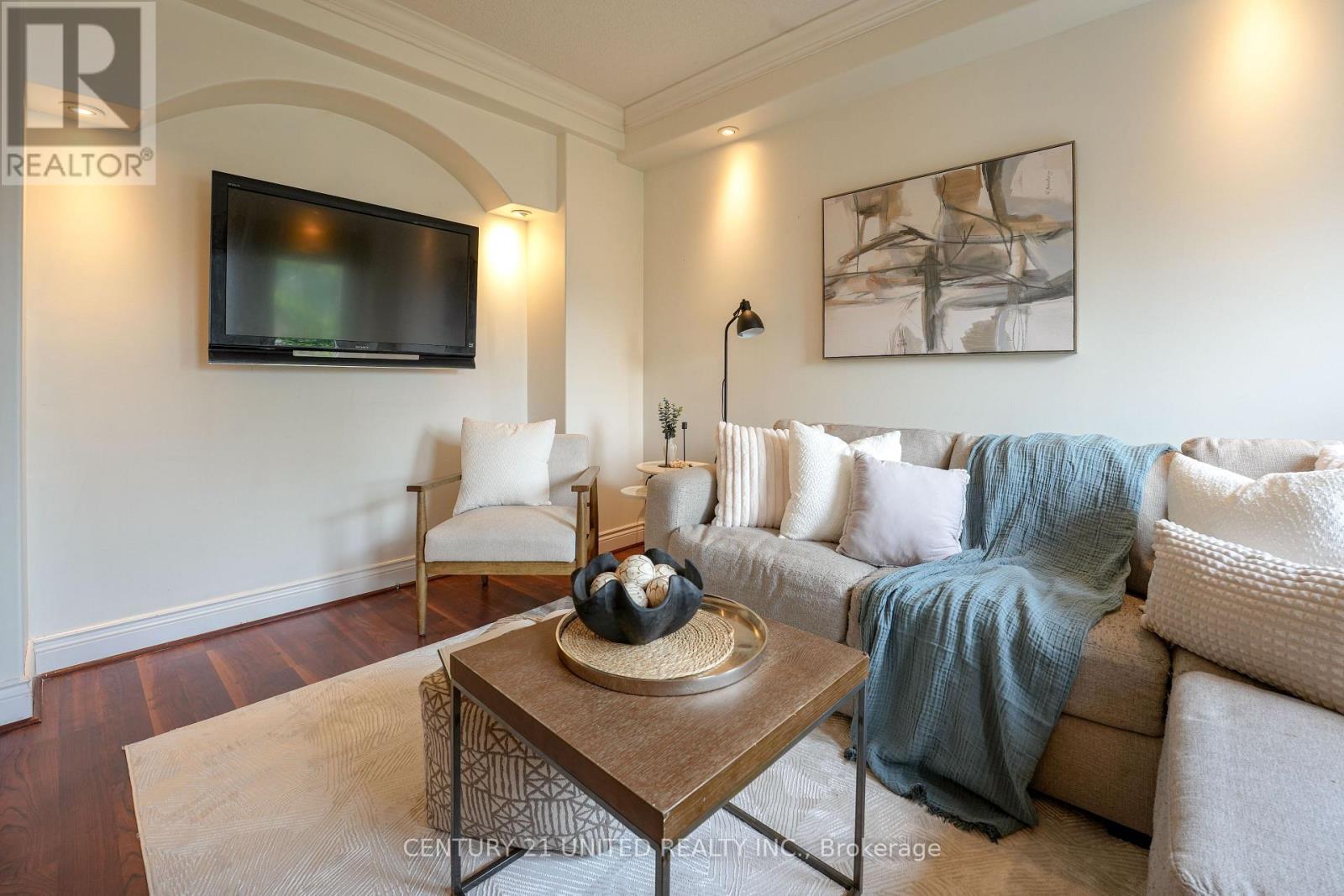 Property Photo: 569 Westman Avenue ON K9K 2H3