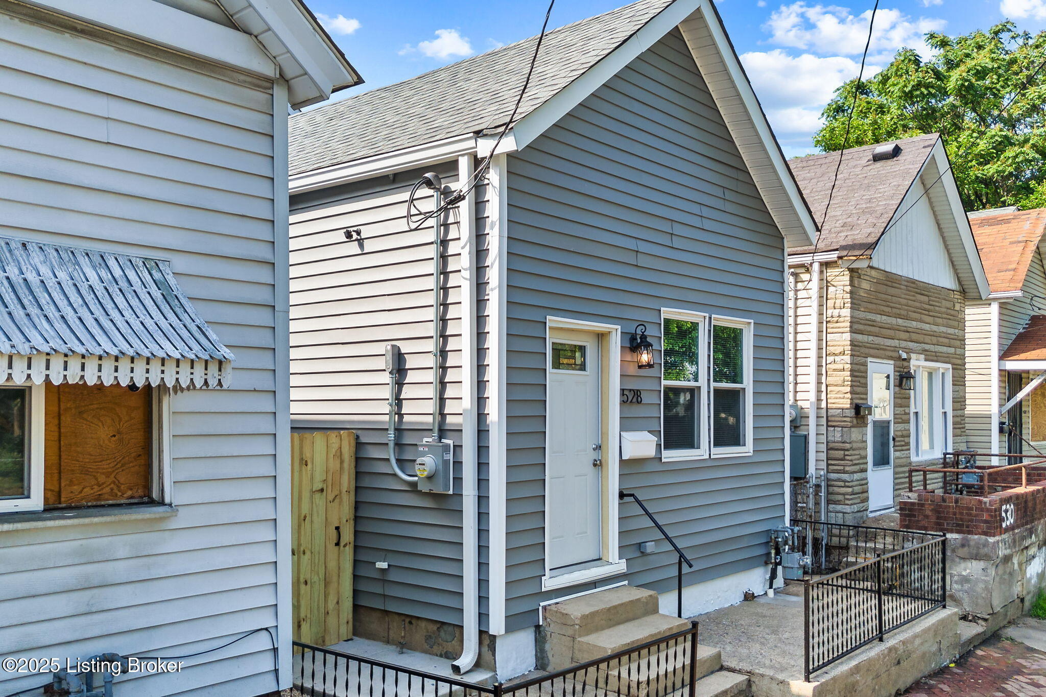 Property Photo:  528 N 20th St  KY 40203 