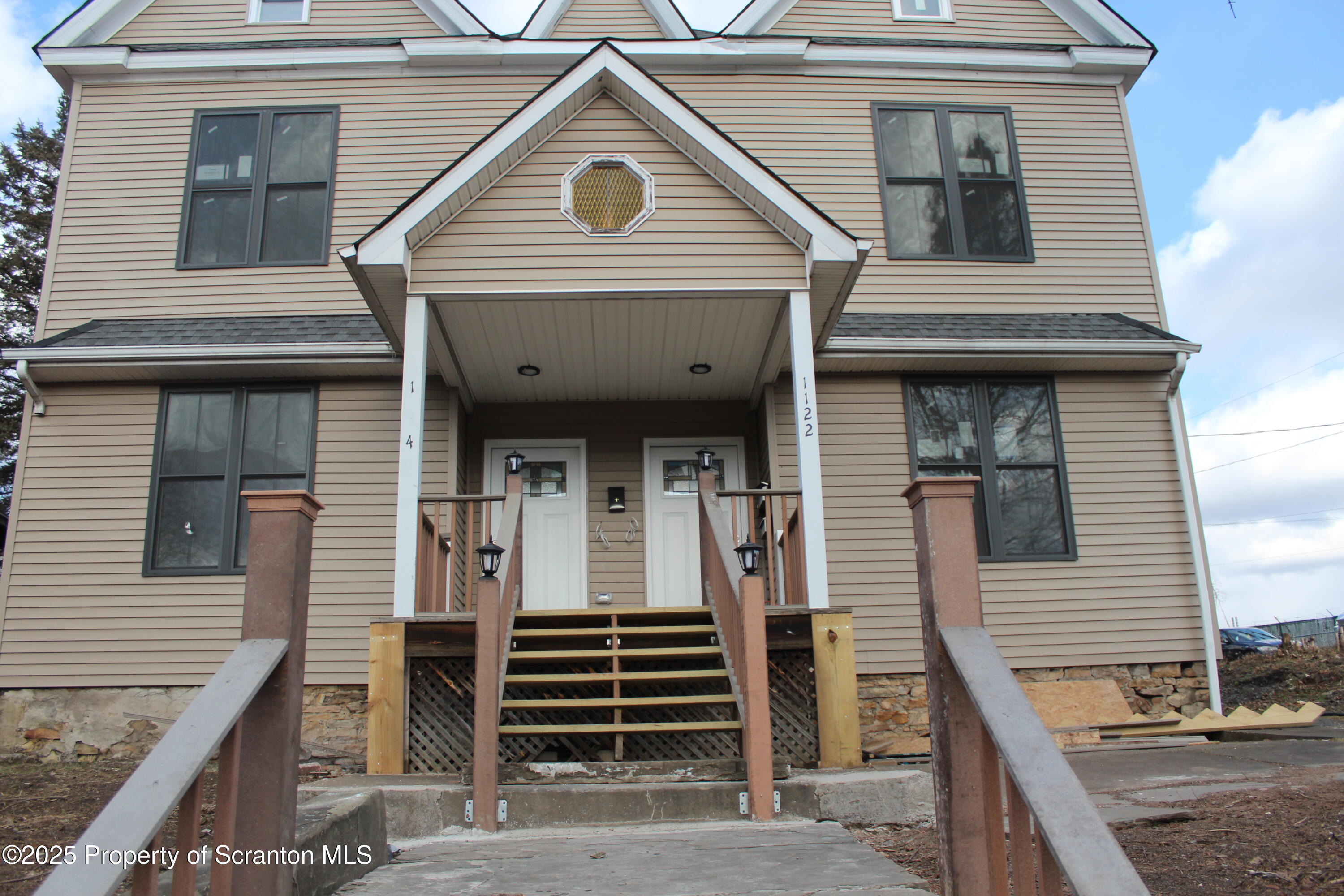 Property Photo:  1122 1124 Luzerne Street B  PA 18504 