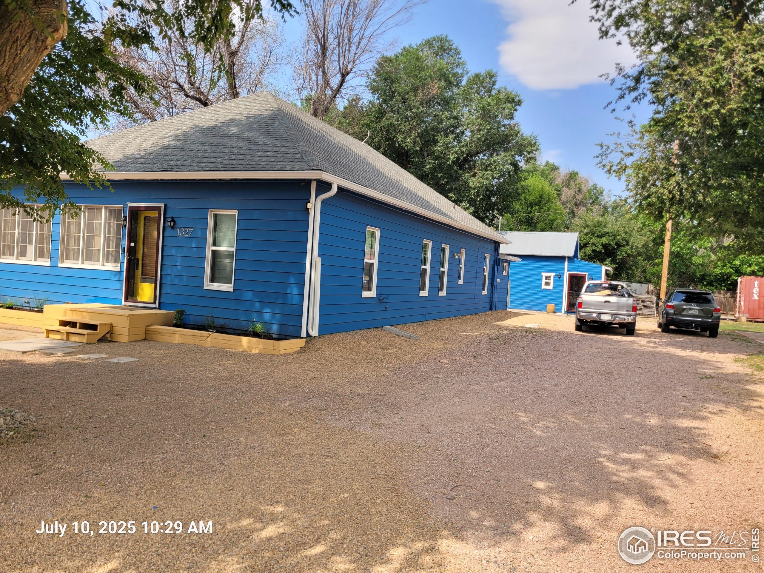 Property Photo: 1327 Poplar St CO 80534