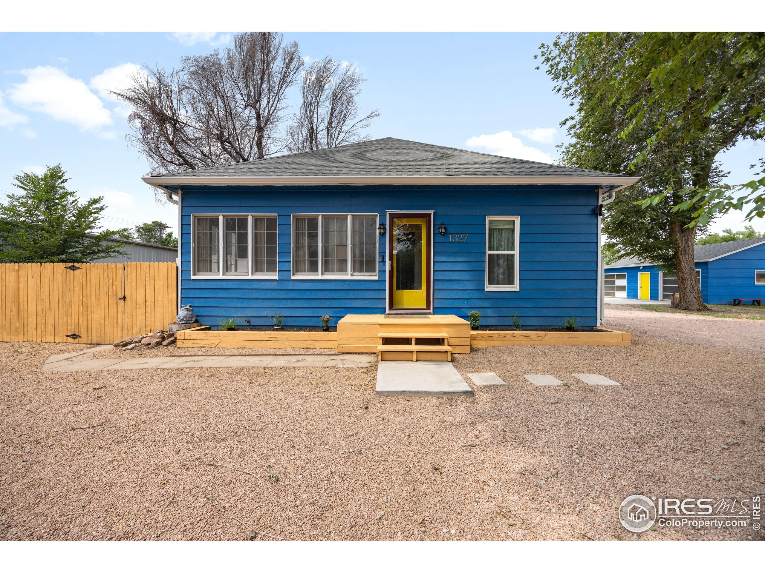 Property Photo: 1327 Poplar St CO 80534
