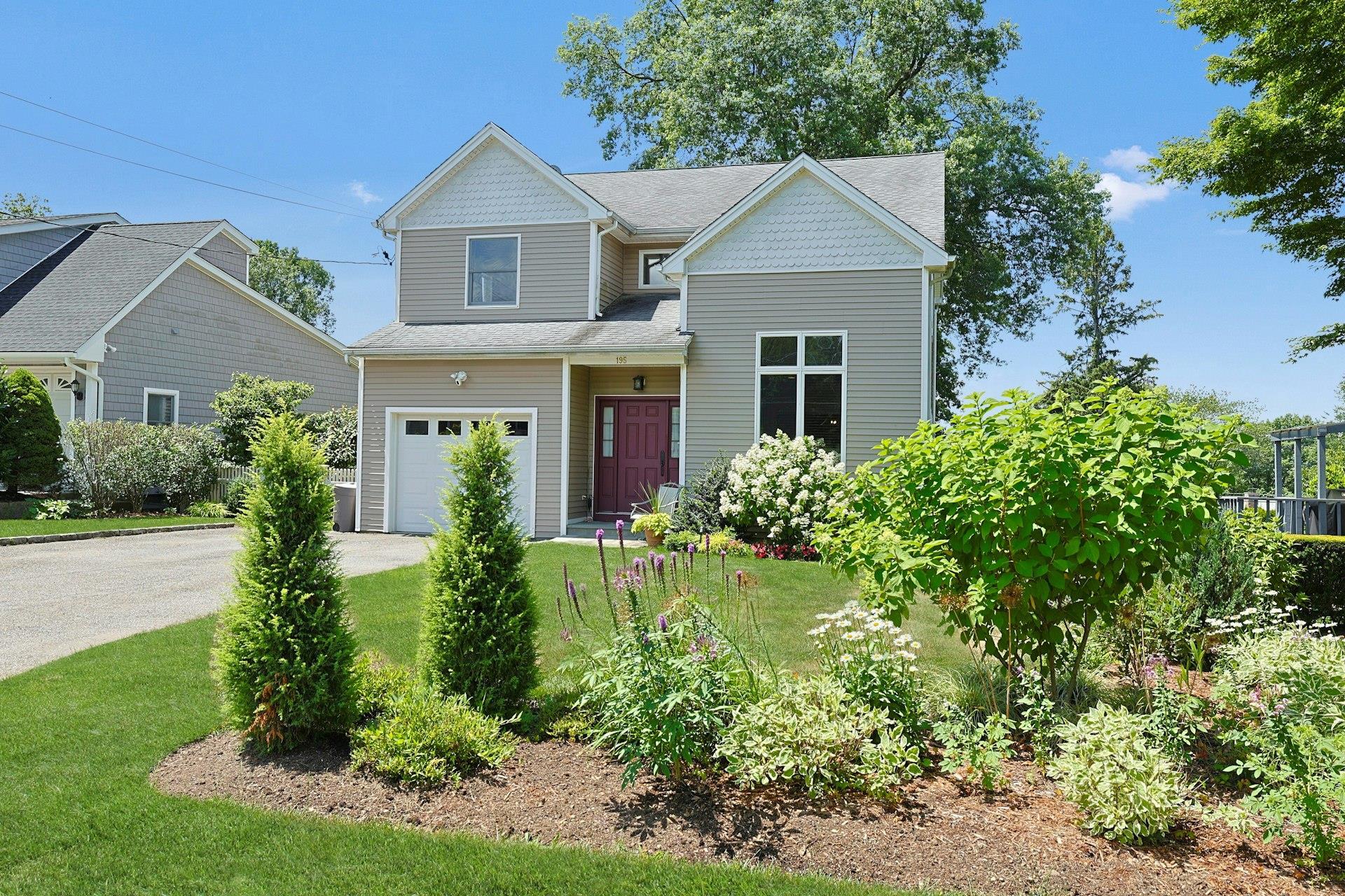 Property Photo: 195 Warren Avenue NY 10532