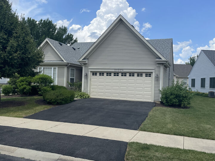 Property Photo:  21024 W Walnut Lane  IL 60544