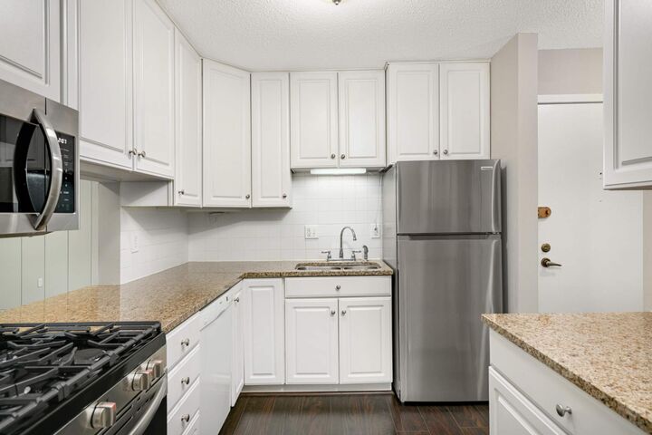 Property Photo:  7500 Cahill Road 308C  MN 55439 