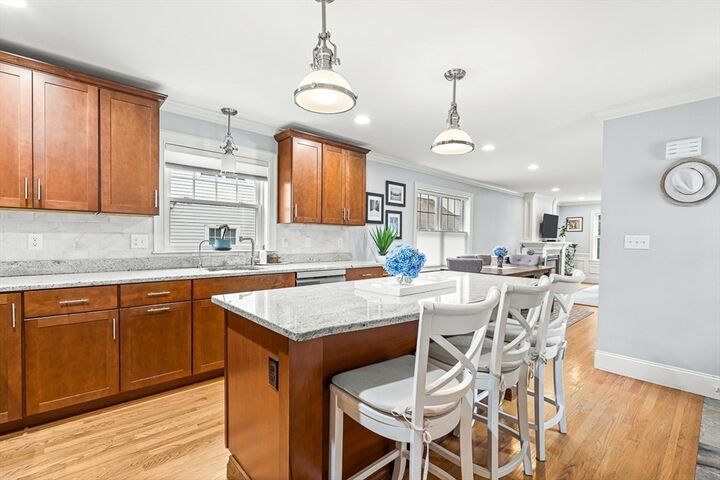 Property Photo:  143 Waverley St 143  MA 02478 
