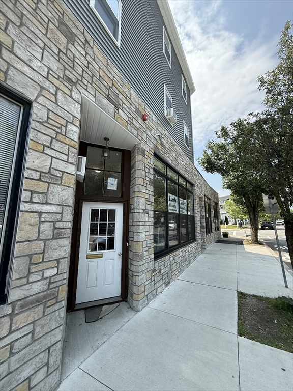 Property Photo: 421 Salem Street 2B MA 02155
