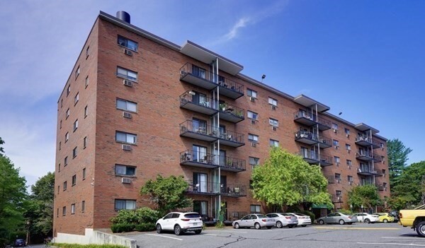 Property Photo: 1321 Worcester Rd 611 MA 01701