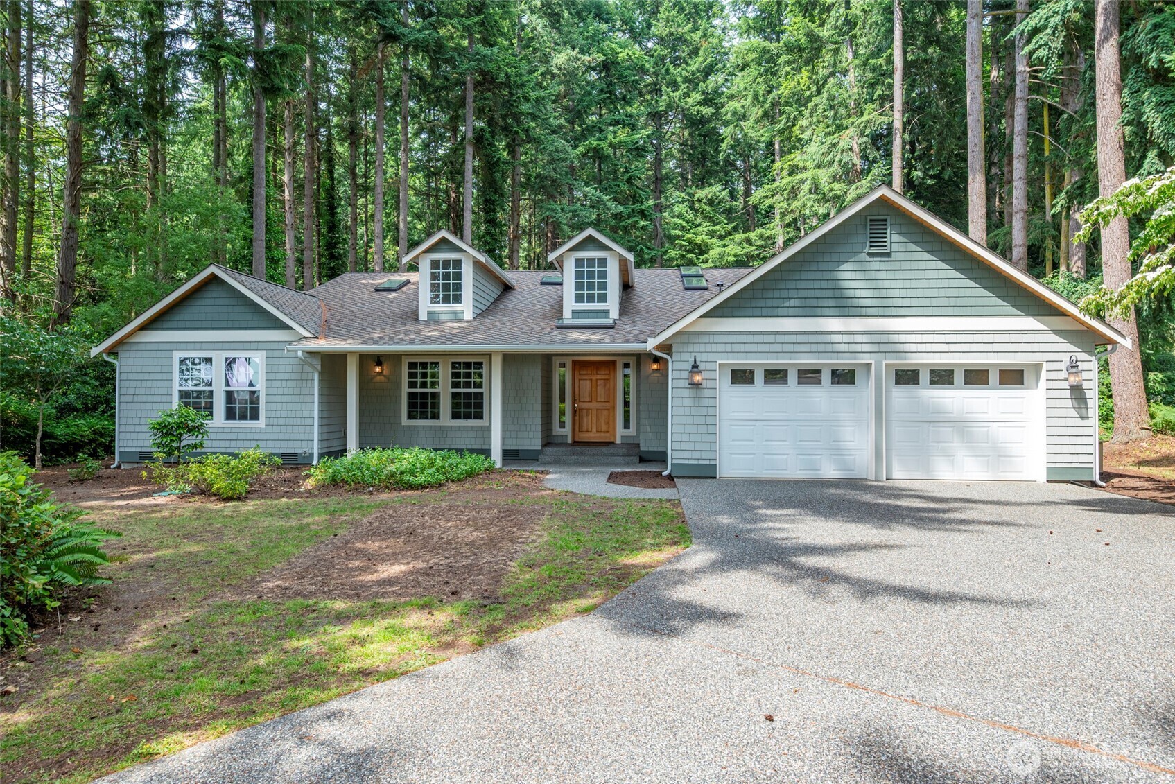 Property Photo: 6301 Sahalee Court WA 98236