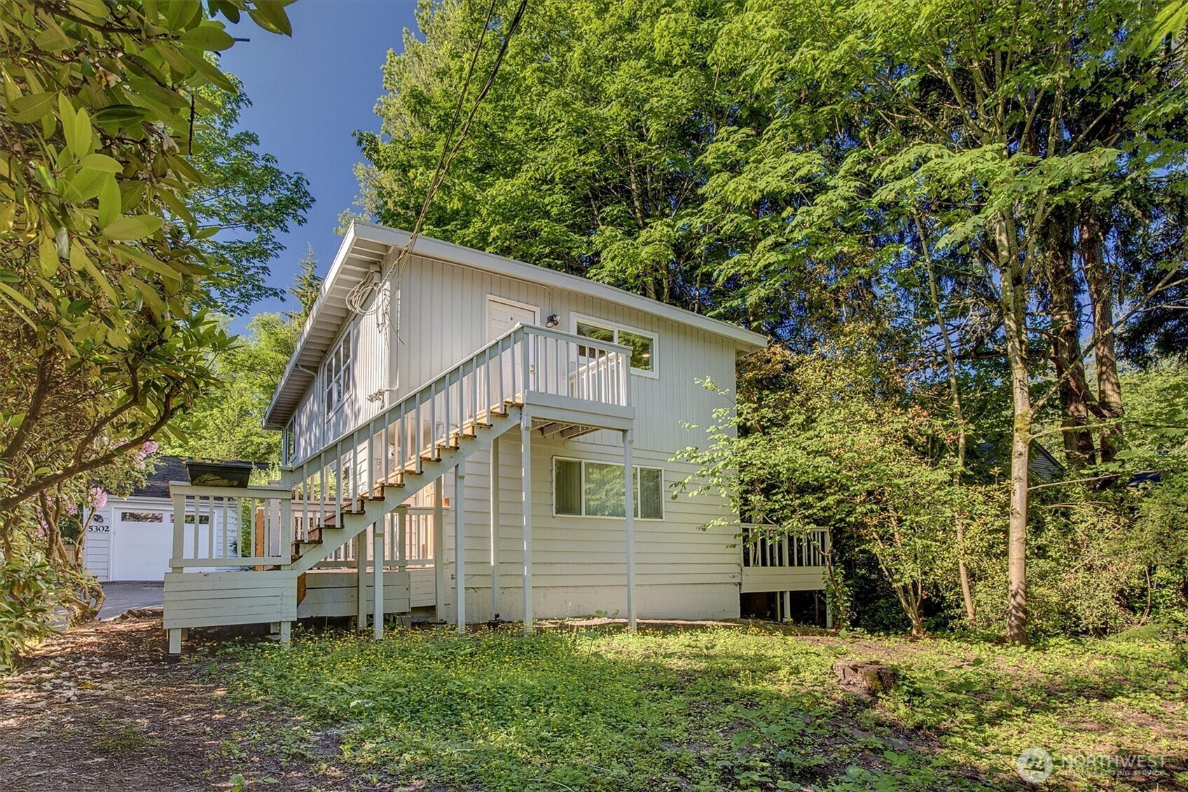 Property Photo: 5302 212th Street SW WA 98043