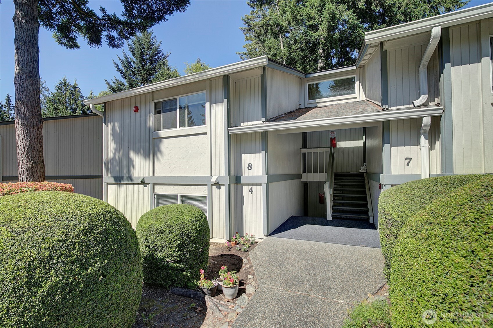 Property Photo: 421 S 321 Place C4 WA 98003