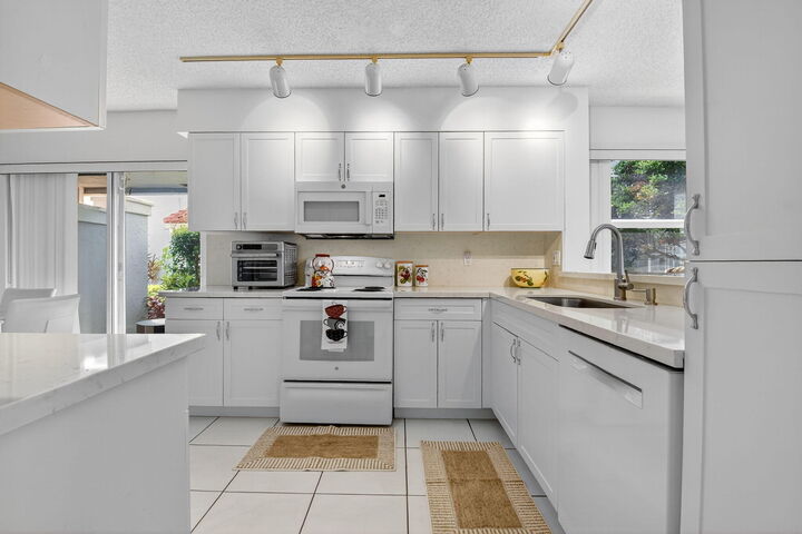 7390 Lake Meadow Way 101  Boynton Beach FL 33437 photo