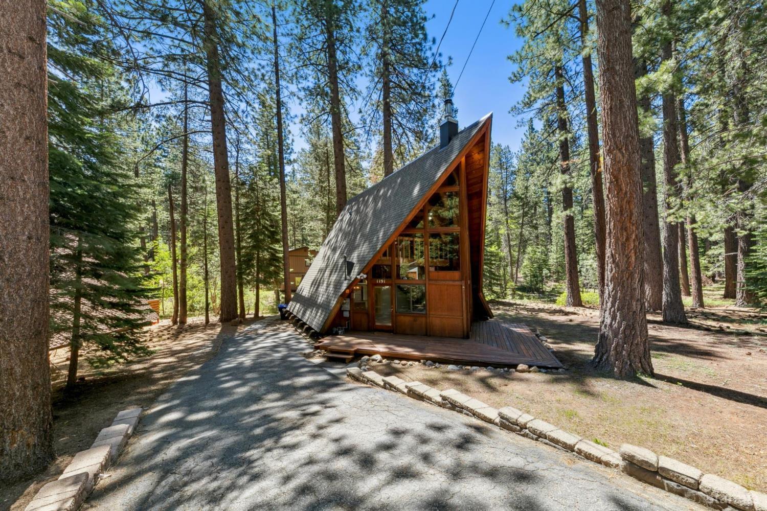 Property Photo: 1191 Kulow Street CA 96150