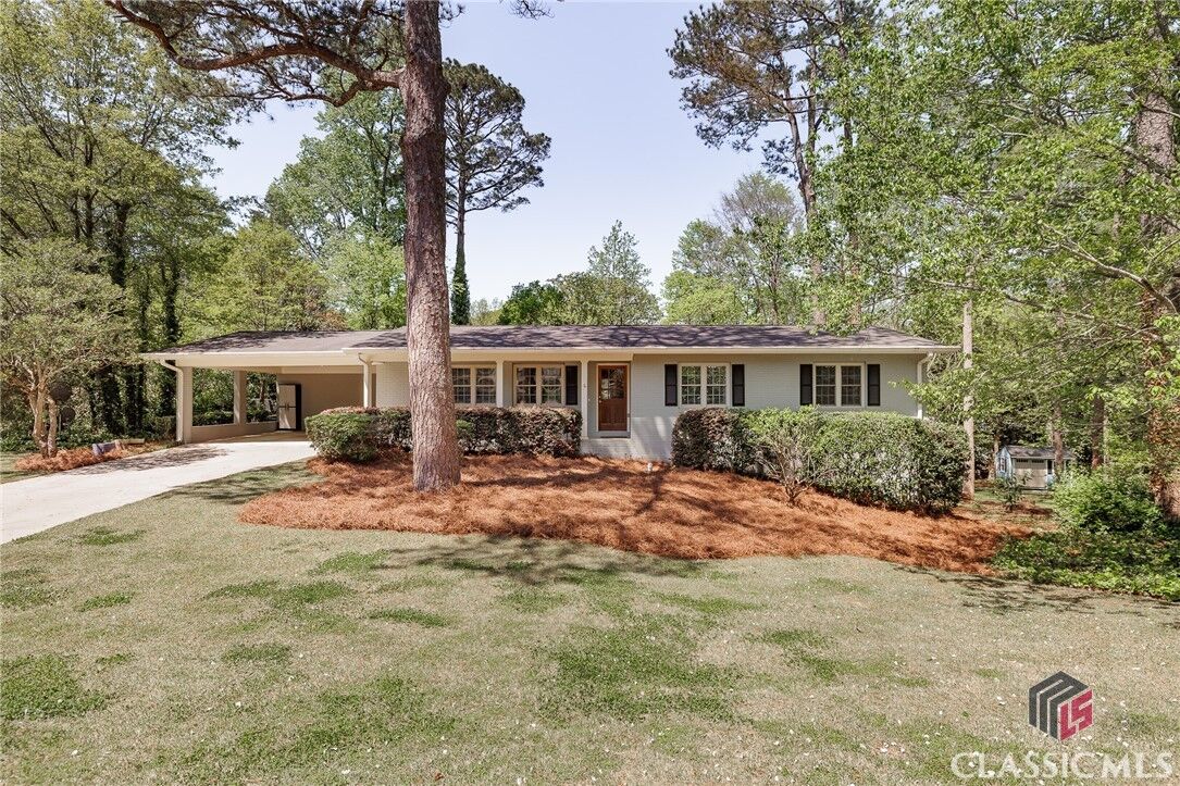 Property Photo:  155 Jane Circle  GA 30606 