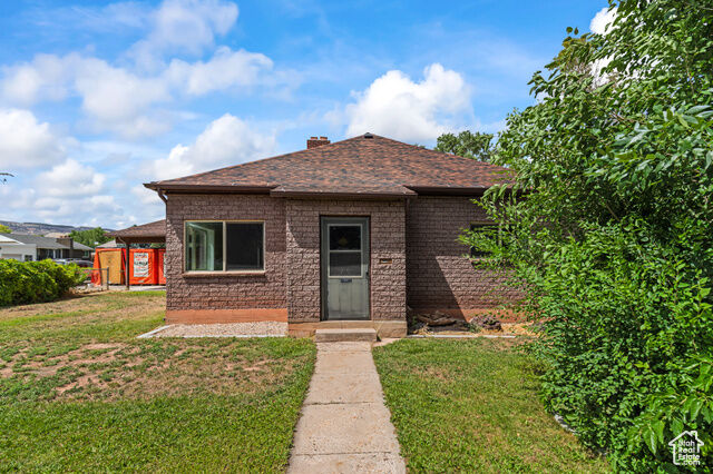 Property Photo:  407 E 200 N  UT 84701 