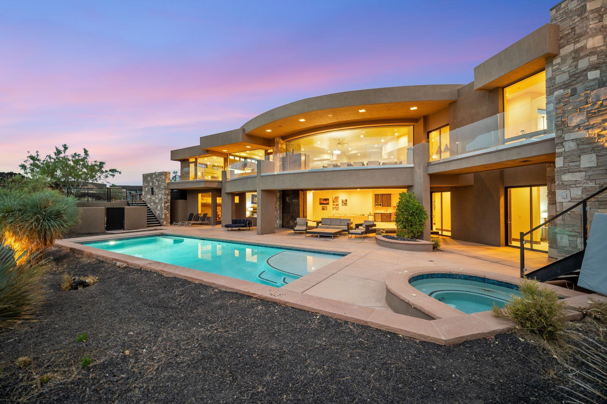 Property Photo: 2378 N Tacheene Dr UT 84770