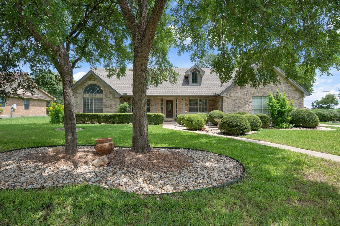 Property Photo: 102 Stacey Lane TX 78628