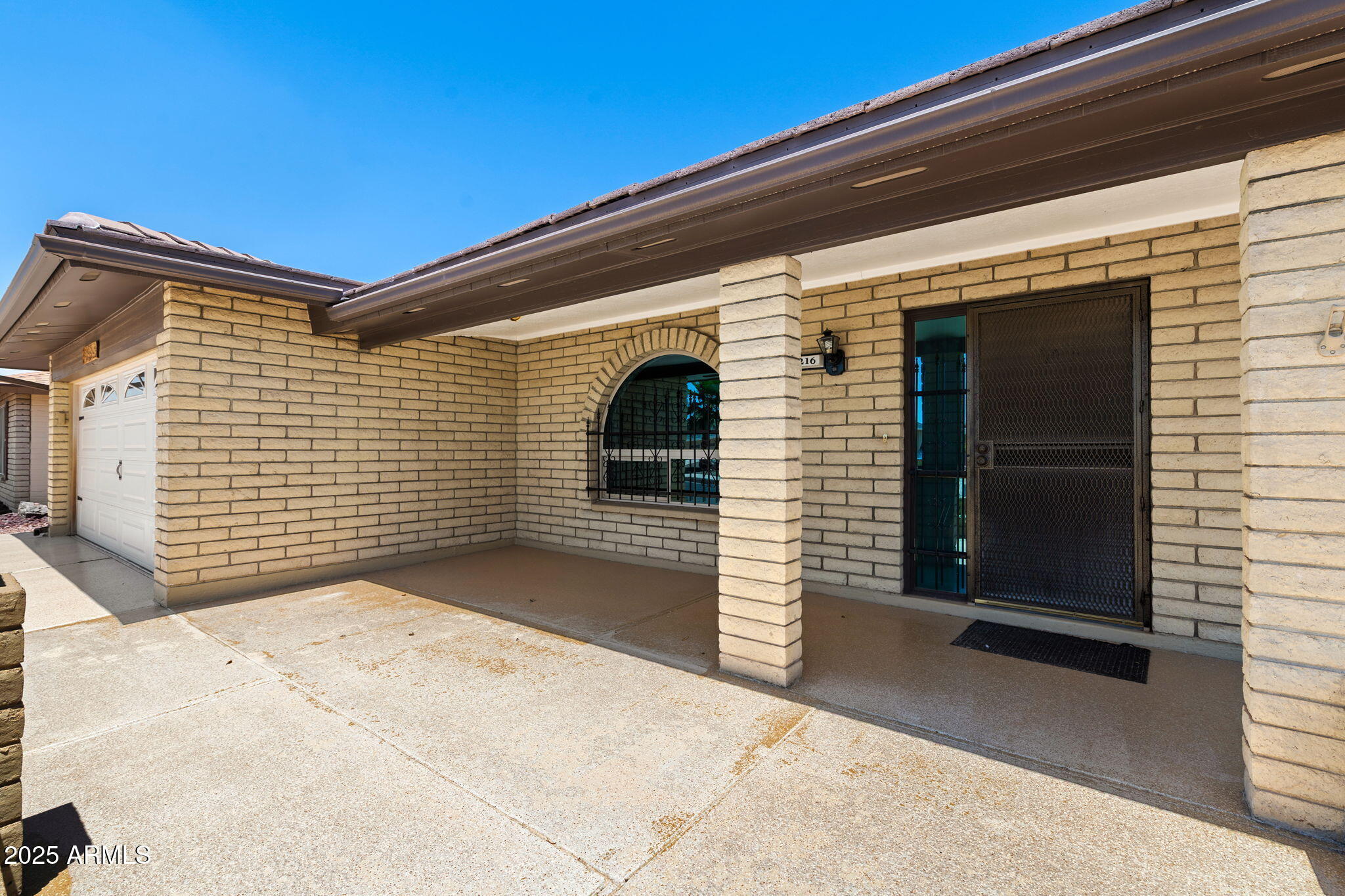 Property Photo: 4216 E Calypso Avenue AZ 85206