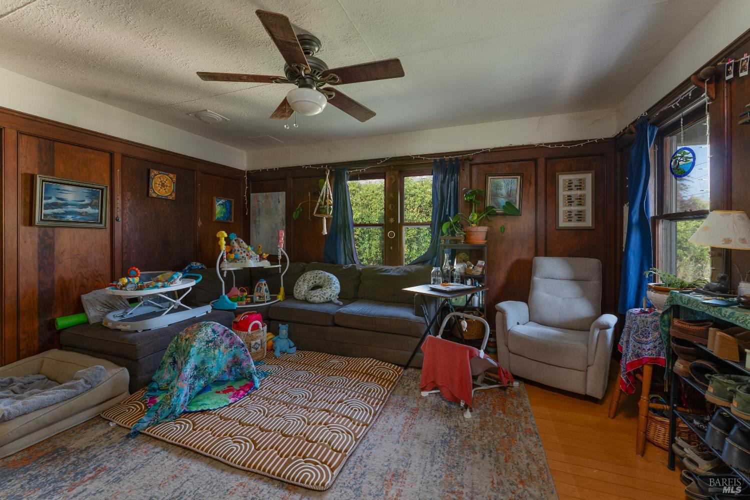 Property Photo: 258 State Street CA 95490