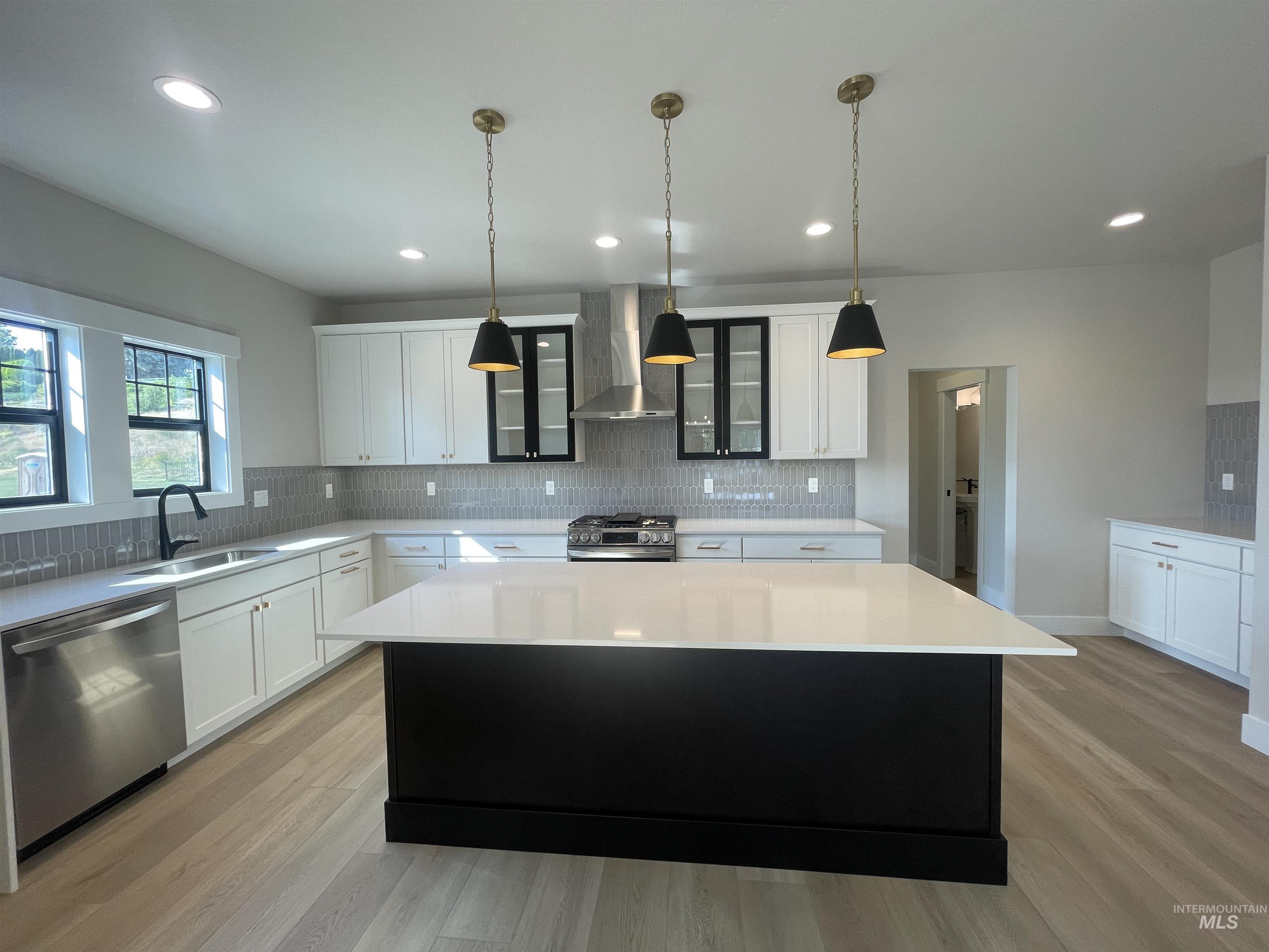 Property Photo: 1632 E Cutgrass Ln ID 83616