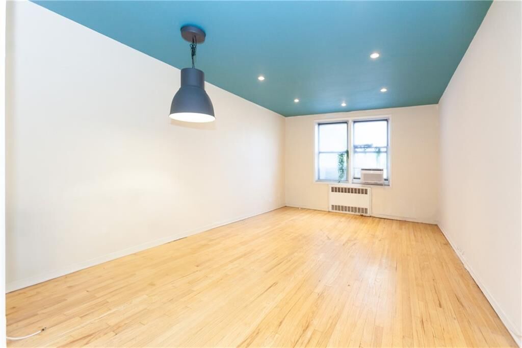 Property Photo:  340 Haven Avenue 3A  NY 10033 