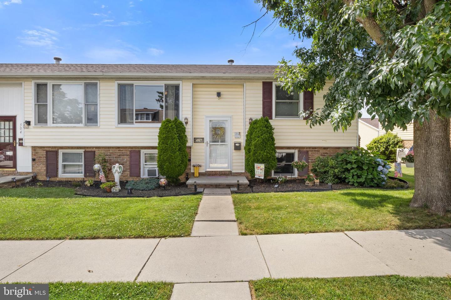 Property Photo: 506 Penn Street PA 17331