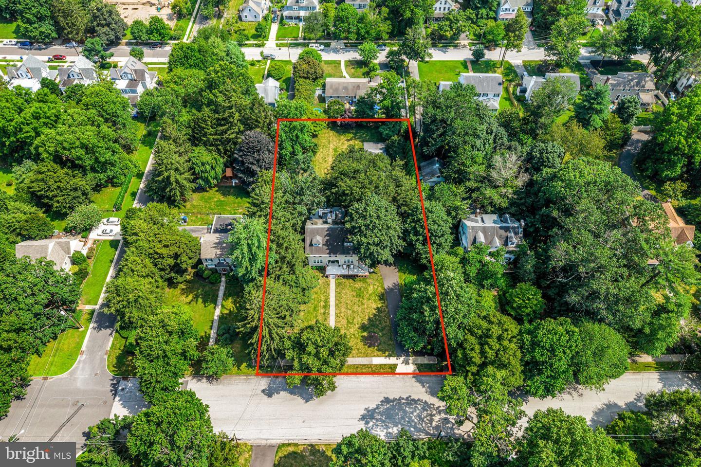 Property Photo:  318 E Central Avenue  NJ 08057 